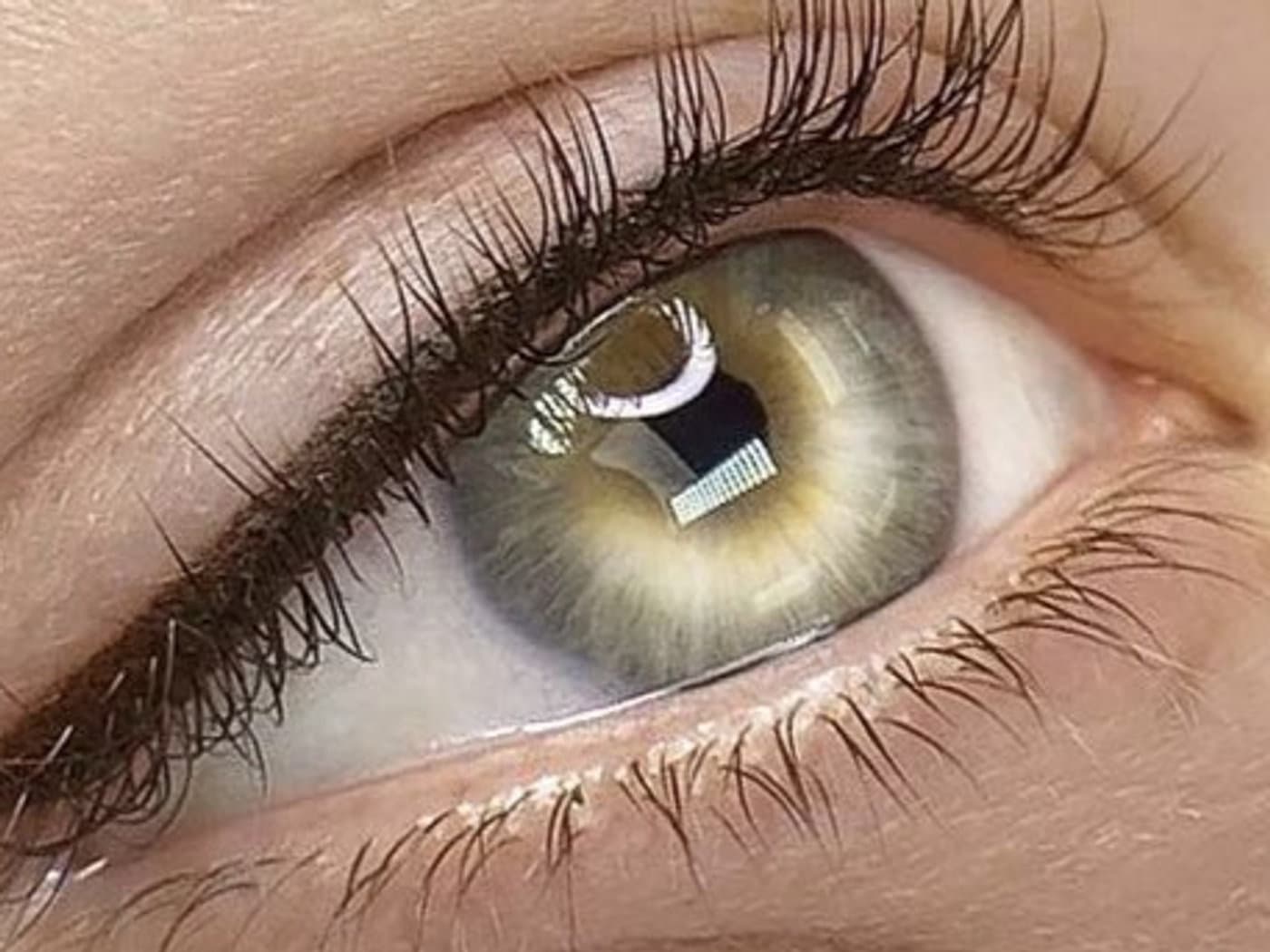 Permanentní make-up - oční linky