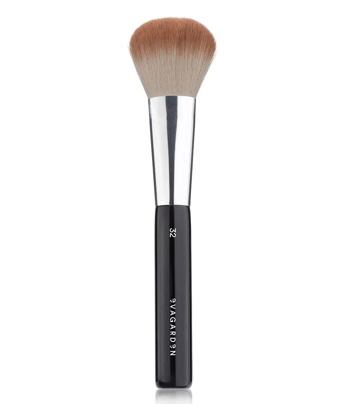 Powder Brush 32 EVA GARDEN