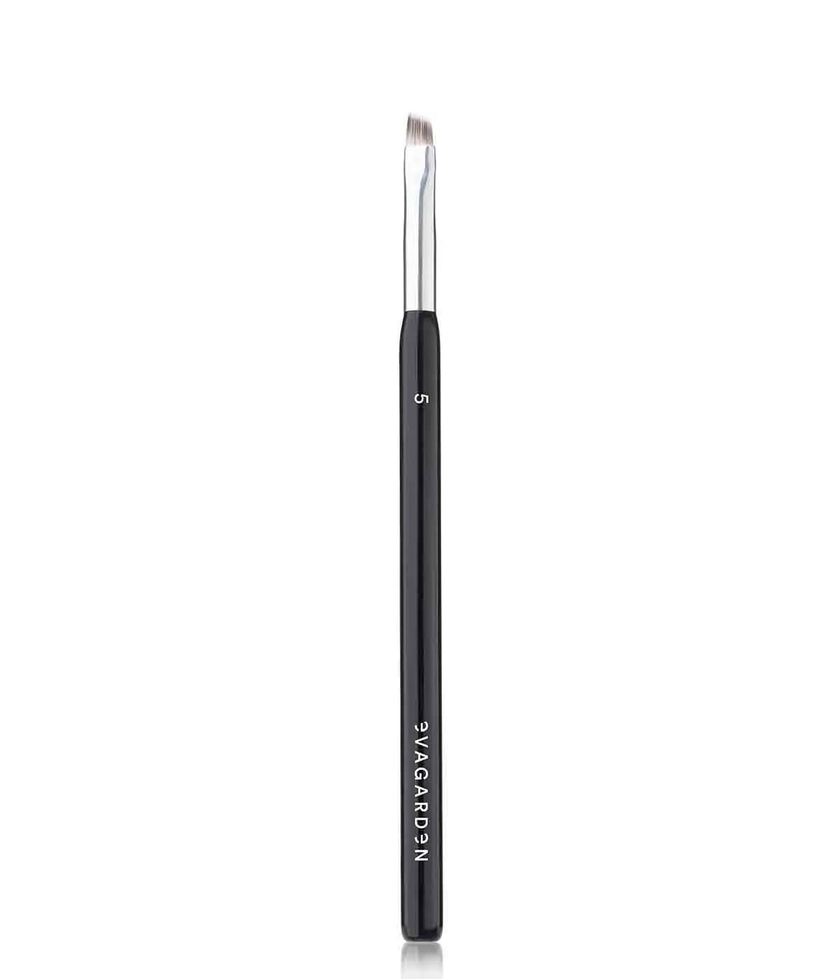 Eye Liner Oblique Brush 5 EVA GARDEN